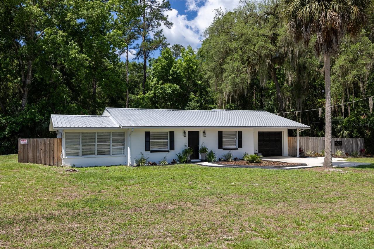 113 Browns Rd., San Mateo, FL 32187