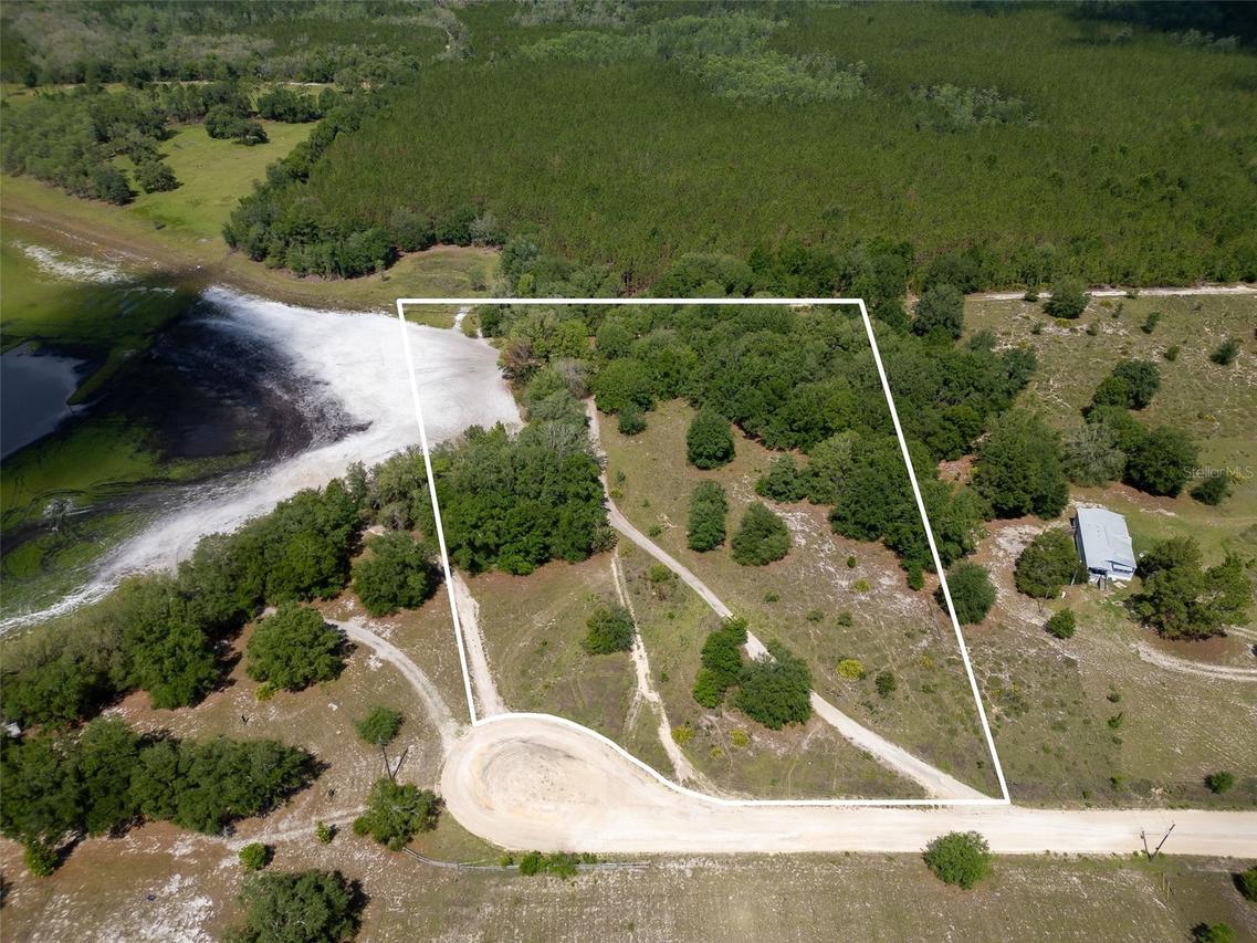 00 SE Se 53 Ct., Trenton, FL 32693