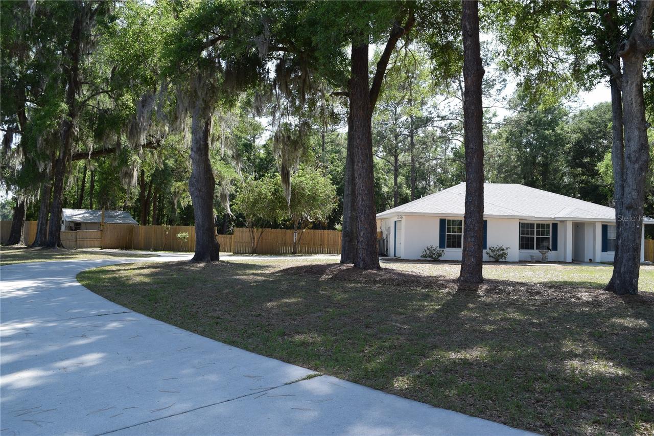 20004 NW 258th Dr., High Springs, FL 32643