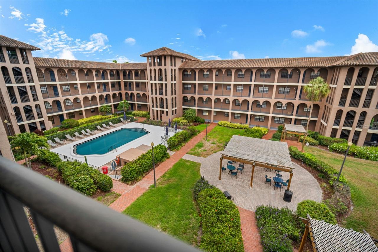 6100 Gulfport Blvd. #402, Gulfport, FL 33707
