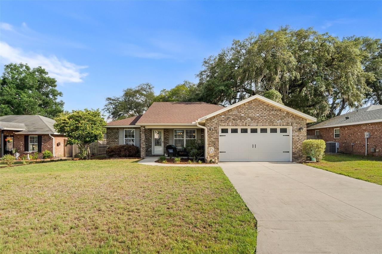 25137 SW 18th Ave., Newberry, FL 32669