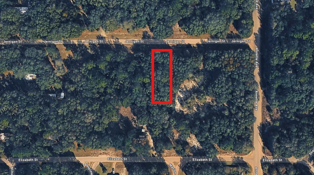 000 Jernigan St., Interlachen, FL 32148