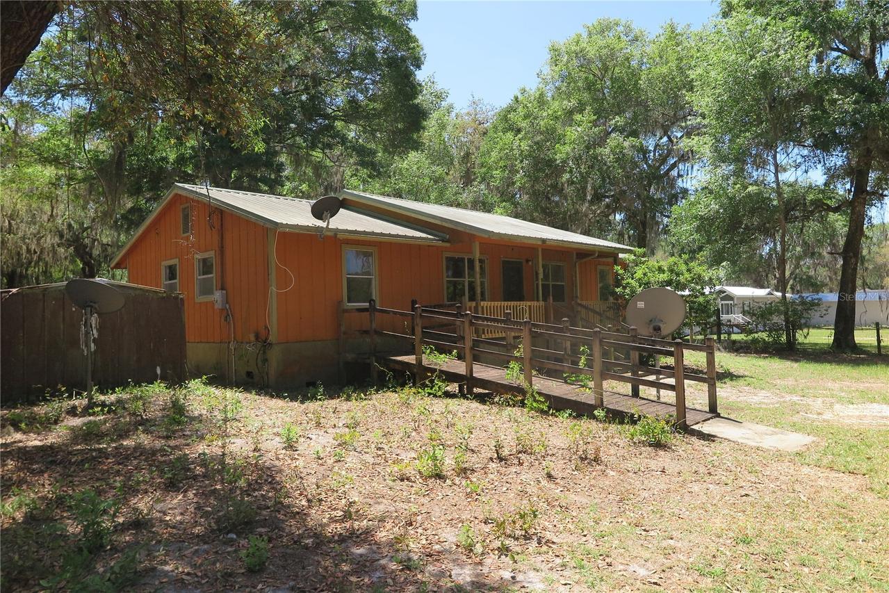 153 Ranch Rd., East Palatka, FL 32131