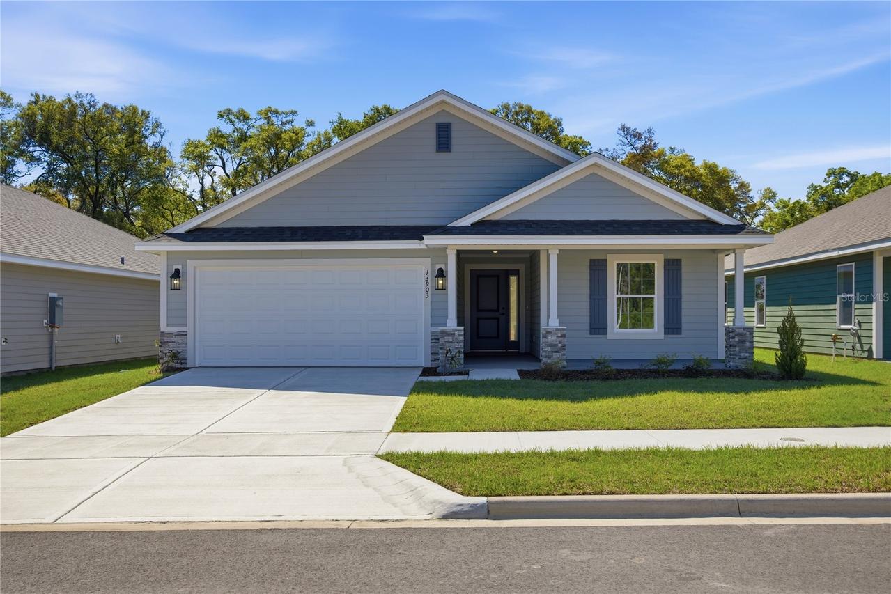2618 SW 250th Ter., Newberry, FL 32669