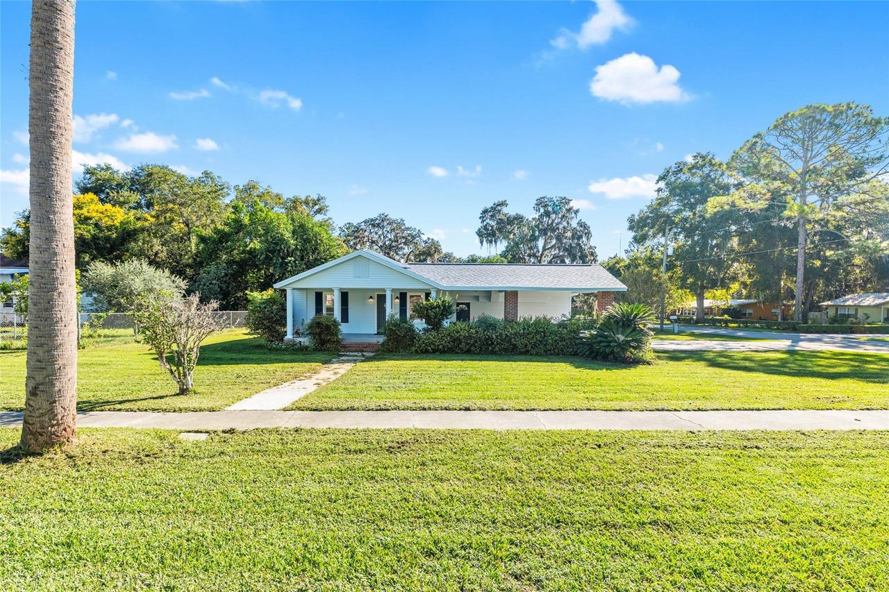 123 SE 1st St., Williston, FL 32696