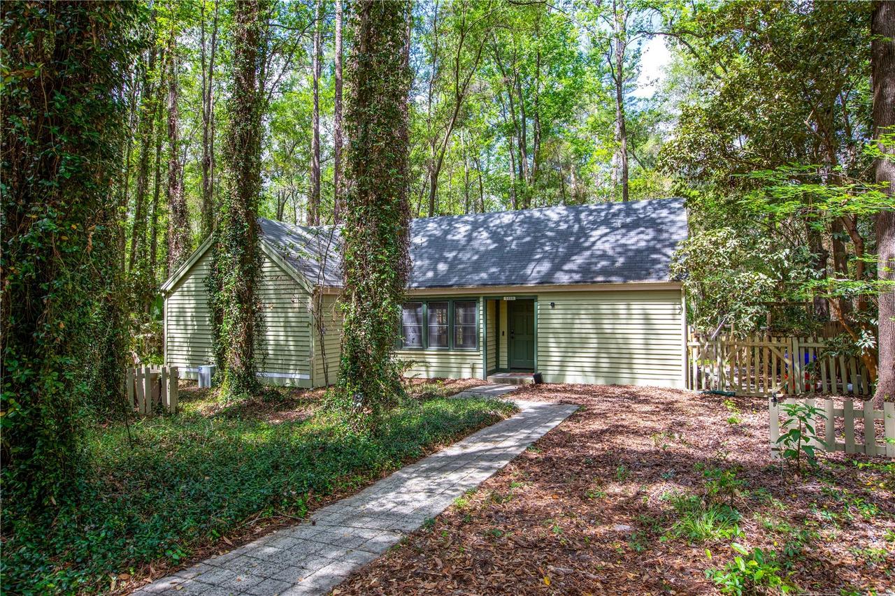 5208 SW 86th Ter., Gainesville, FL 32608