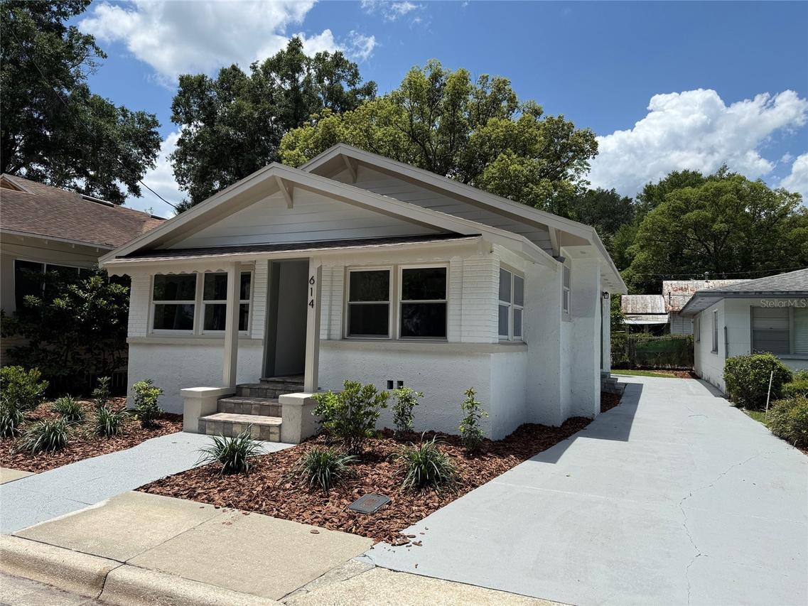614 NW 4th St., Gainesville, FL 32601