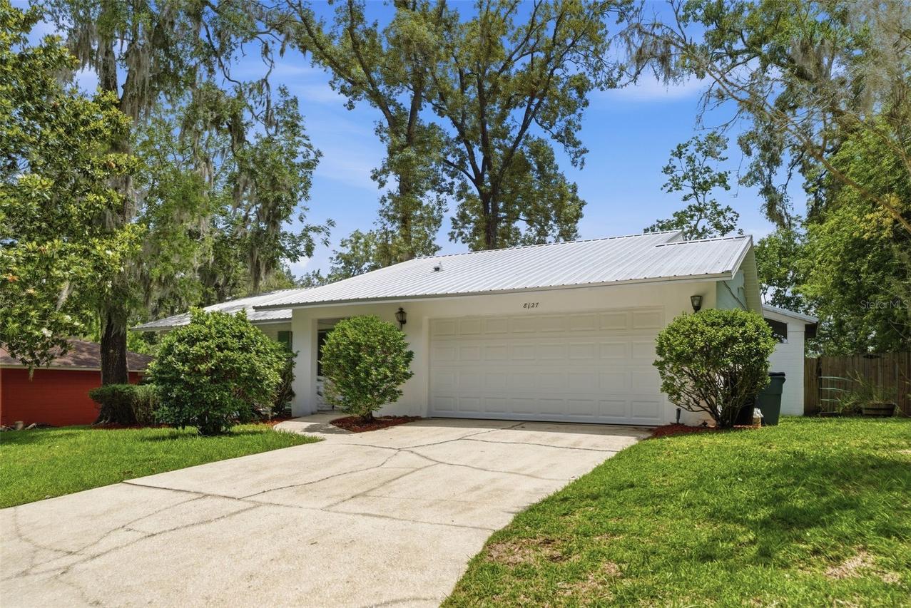 8127 SW 12th Pl., Gainesville, FL 32607