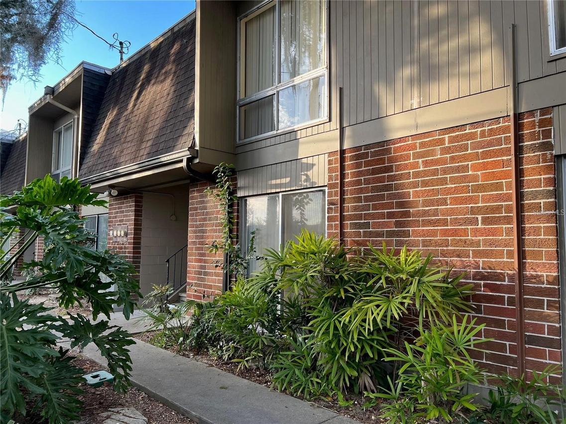 1700 SW 16th Ct. #P22, Gainesville, FL 32608