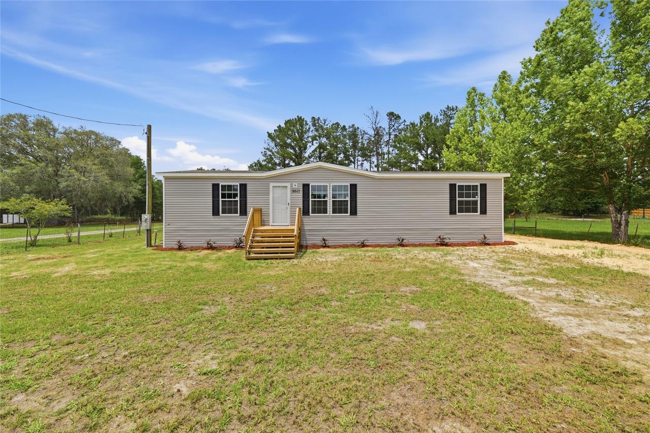 8611 NE 61st Pl., Bronson, FL 32621