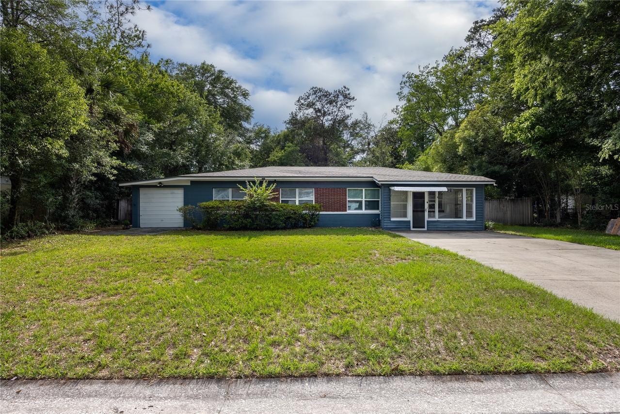 1318 NE 14th St., Gainesville, FL 32601