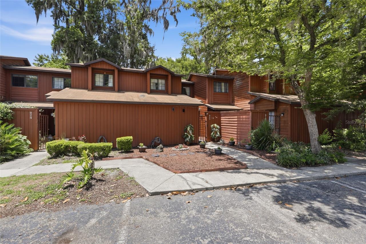 920 SW 55th Ter., Gainesville, FL 32607