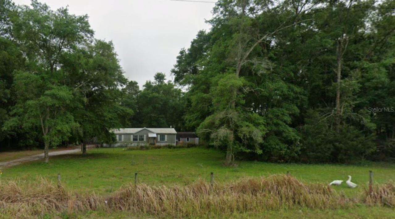 5109 SW 10th St., Bell, FL 32619