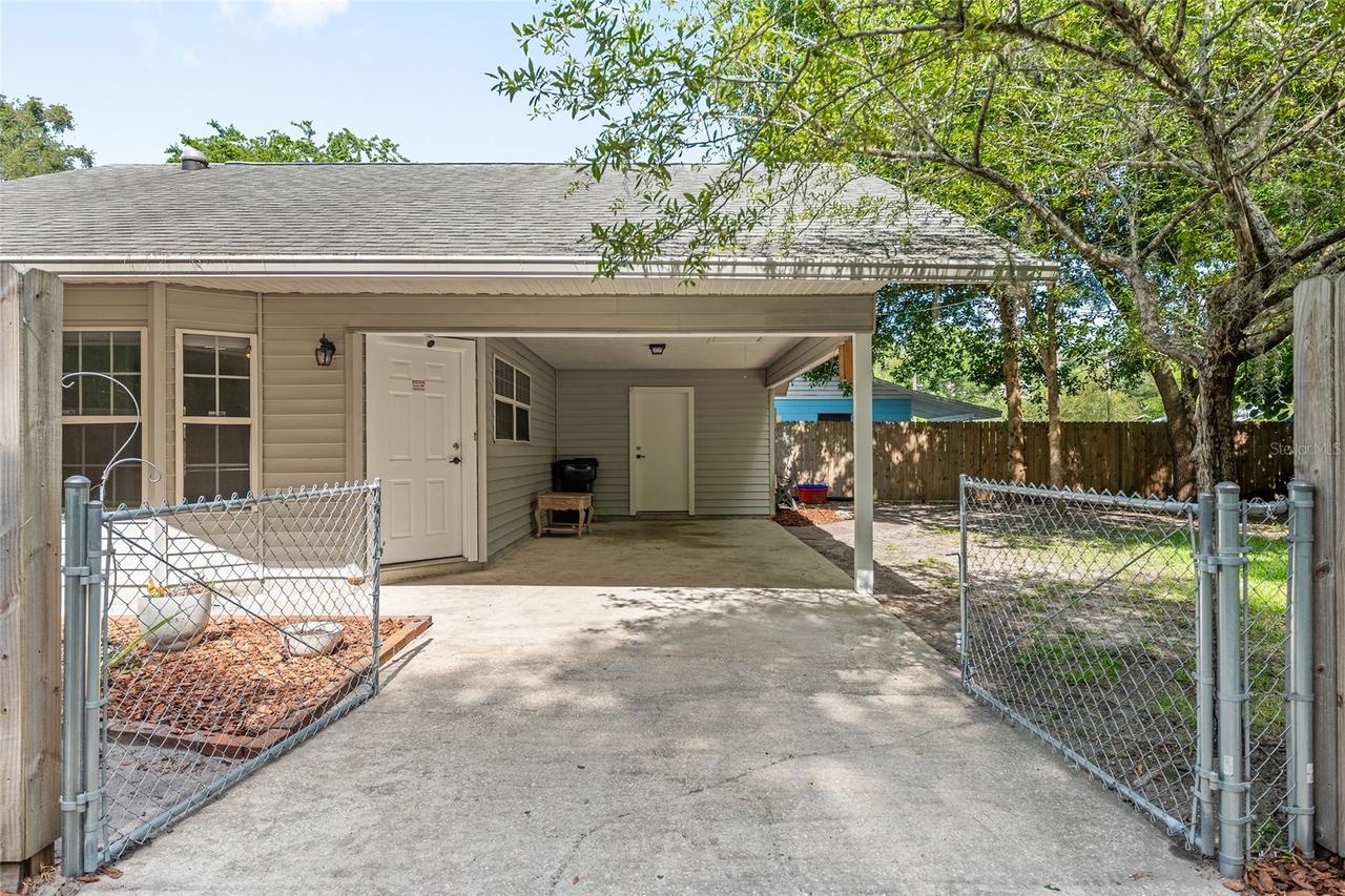 2080 NW 2nd St., Gainesville, FL 32609
