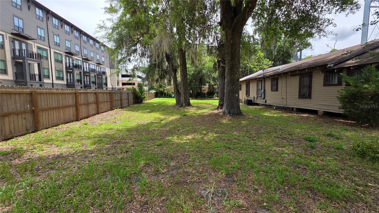 1113 Nw 5th Ave., Gainesville, FL 32601