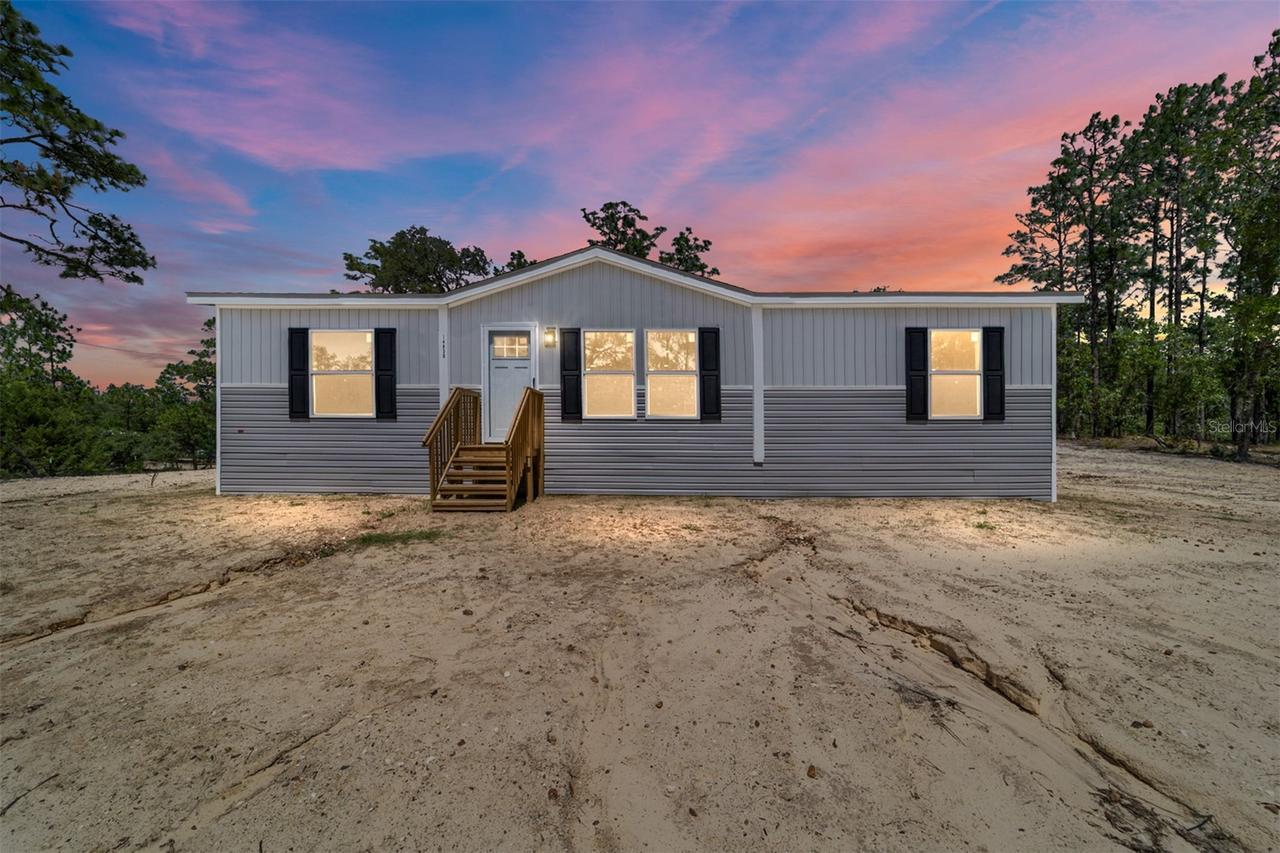 14830 SE 21st Pl., Morriston, FL 32668