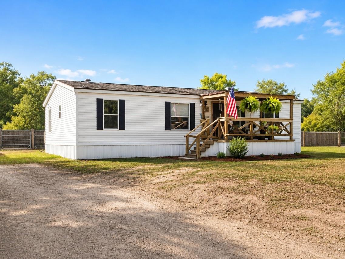 25453 NW 187th Ave., High Springs, FL 32643