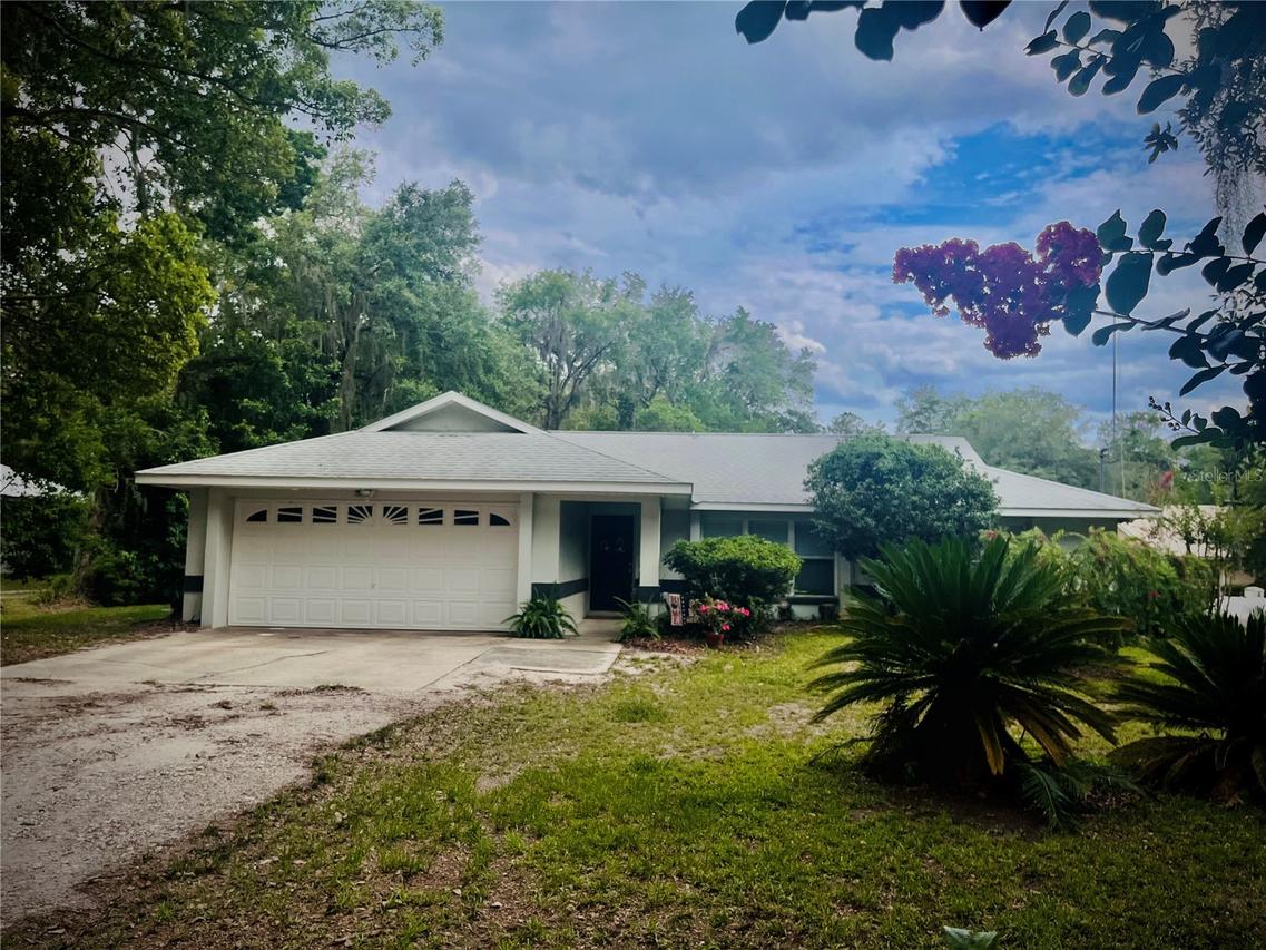 20517 NE 114th Ave., Waldo, FL 32694