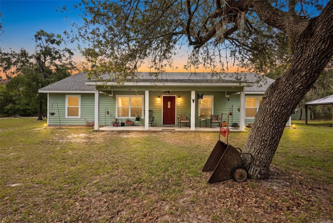 10250 NE 5th Ave., Branford, FL 32008