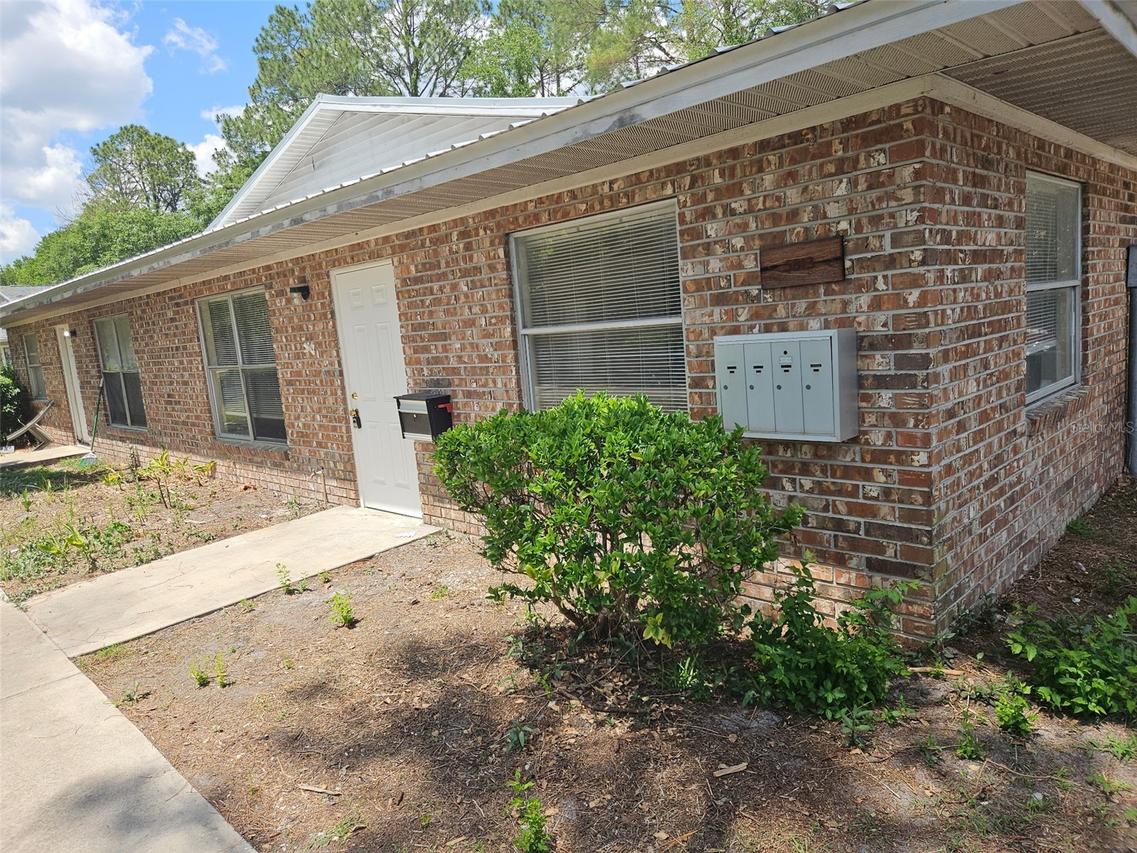 5813 NW 23rd Ter. #ABCD, Gainesville, FL 32653