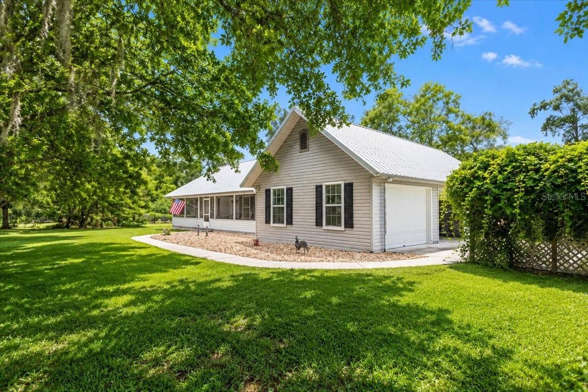 25419 NW 105th Pl., High Springs, FL 32643