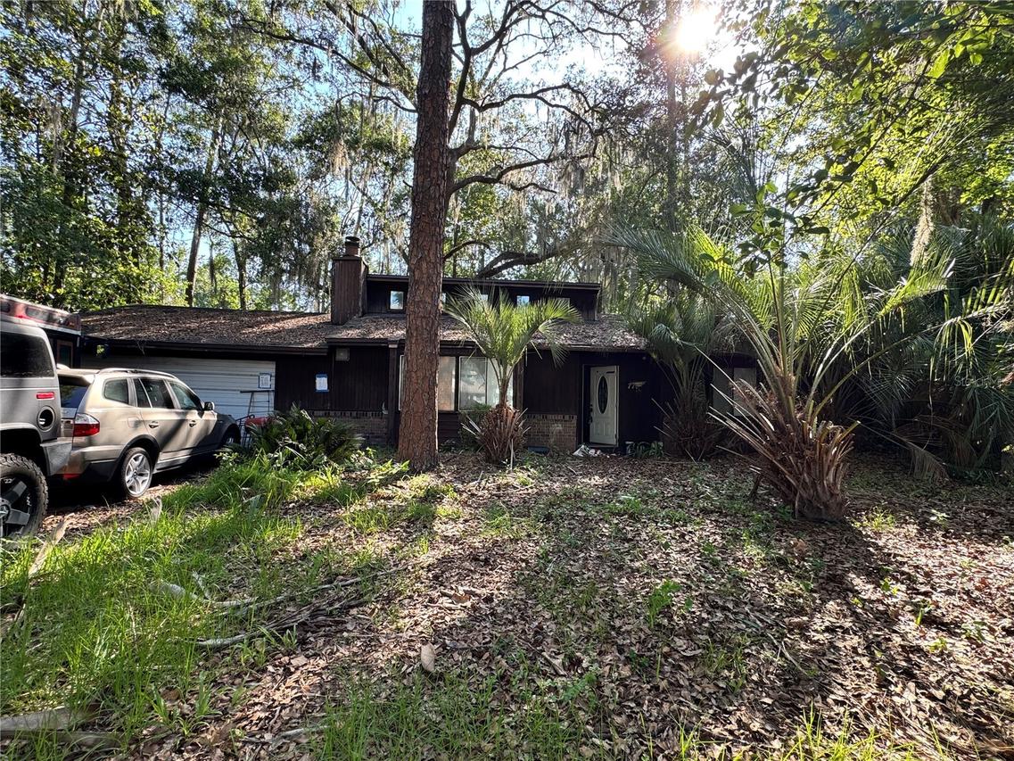713 NW 95th Ter., Gainesville, FL 32607