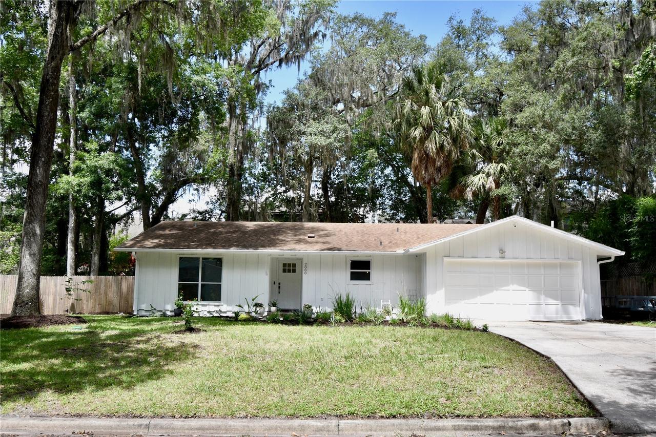 2000 SW 11th Ter., Gainesville, FL 32601