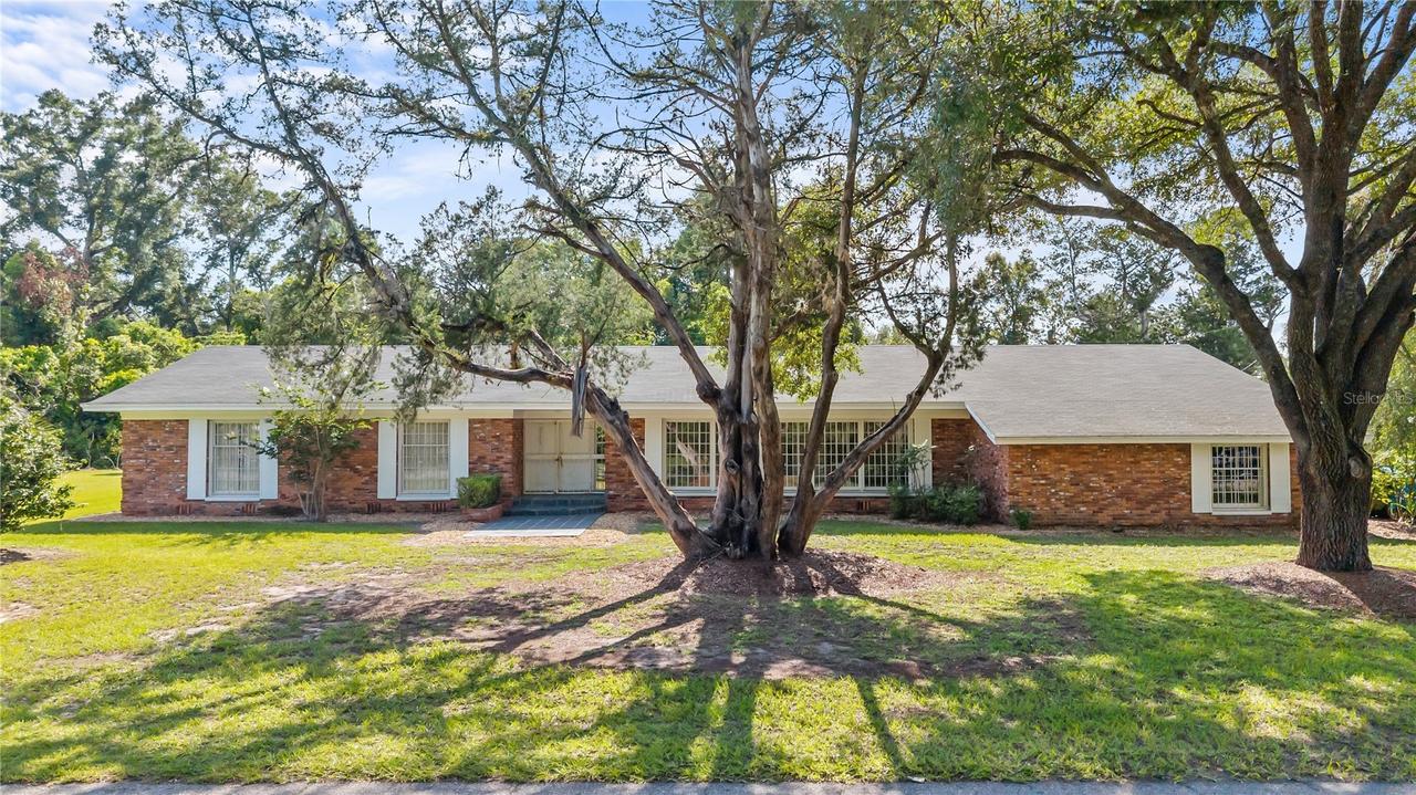 214 SE 2nd St., Chiefland, FL 32626