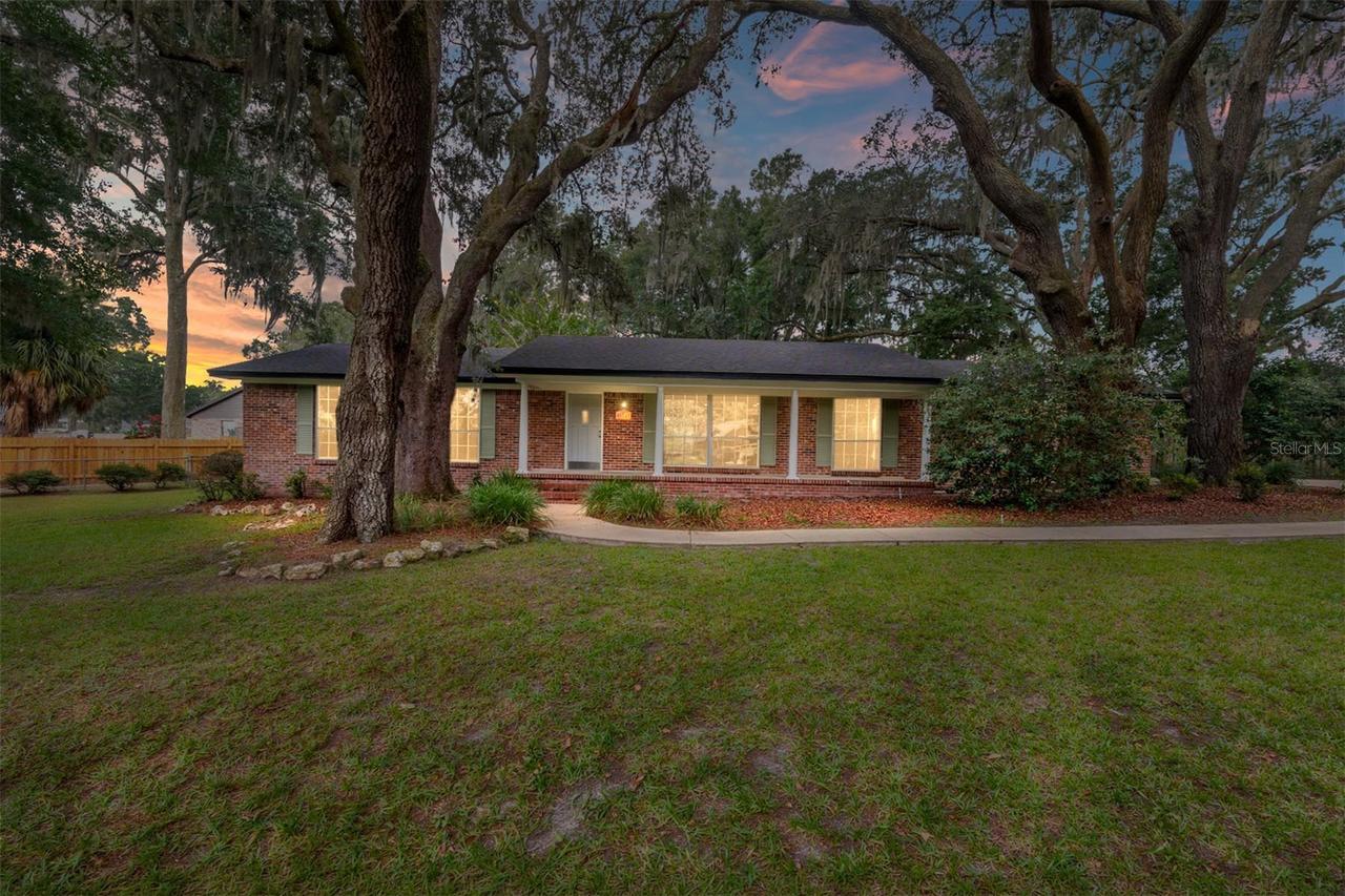 25747 SW 19th Ave., Newberry, FL 32669