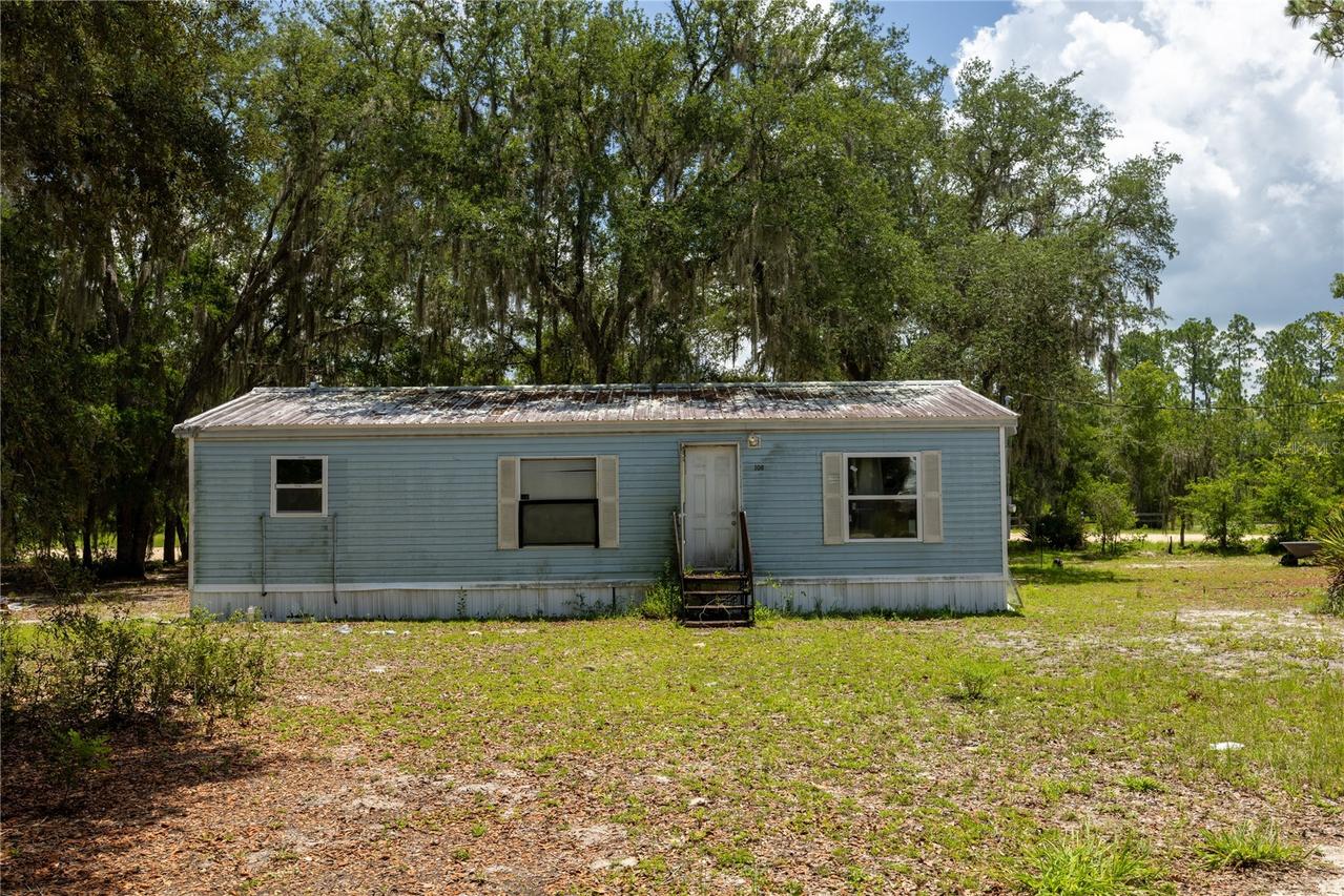 108 Kitty Ave., Interlachen, FL 32148