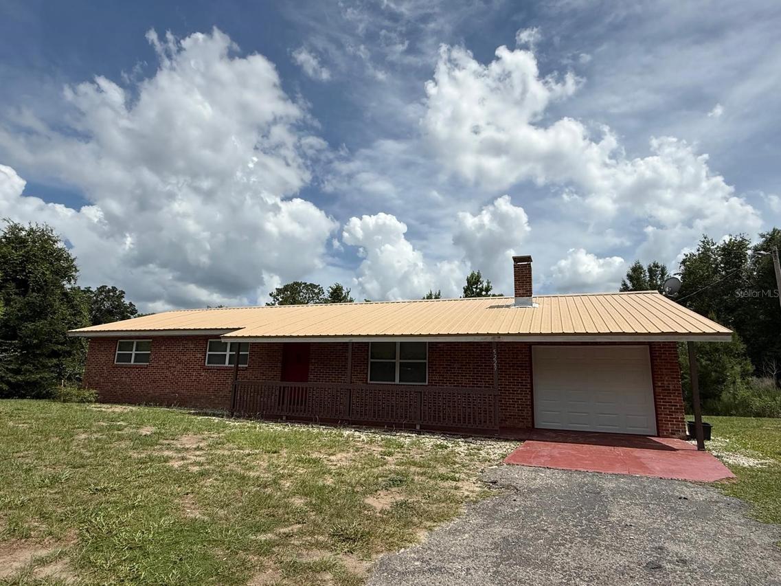5229 NE 56th St., High Springs, FL 32643