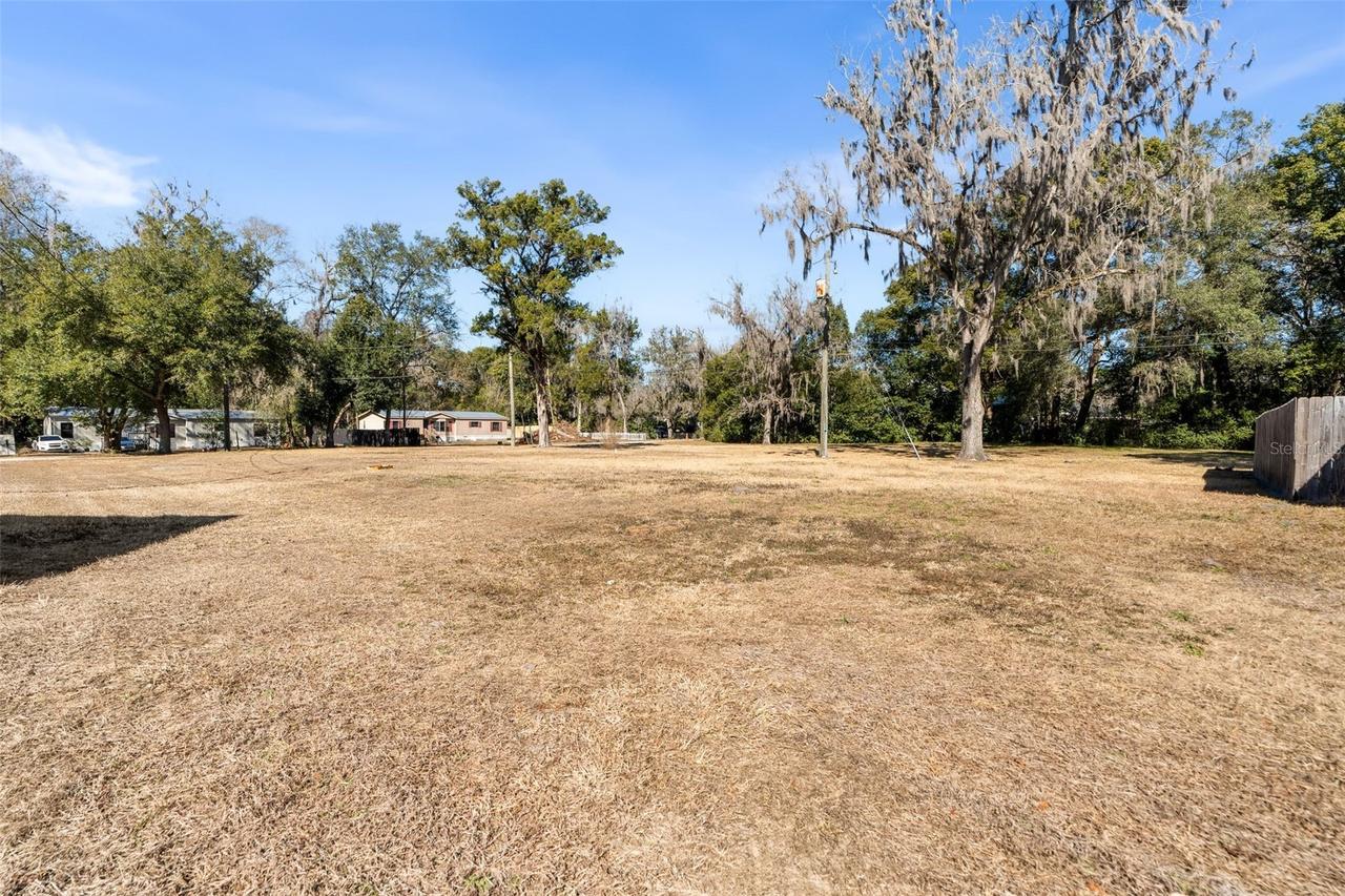 14943 NE 142nd St., Waldo, FL 32694