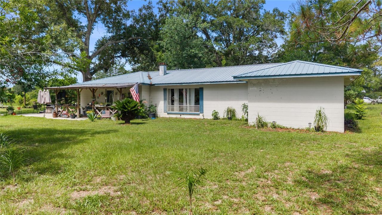 17250 NW 26th Ct., Trenton, FL 32693