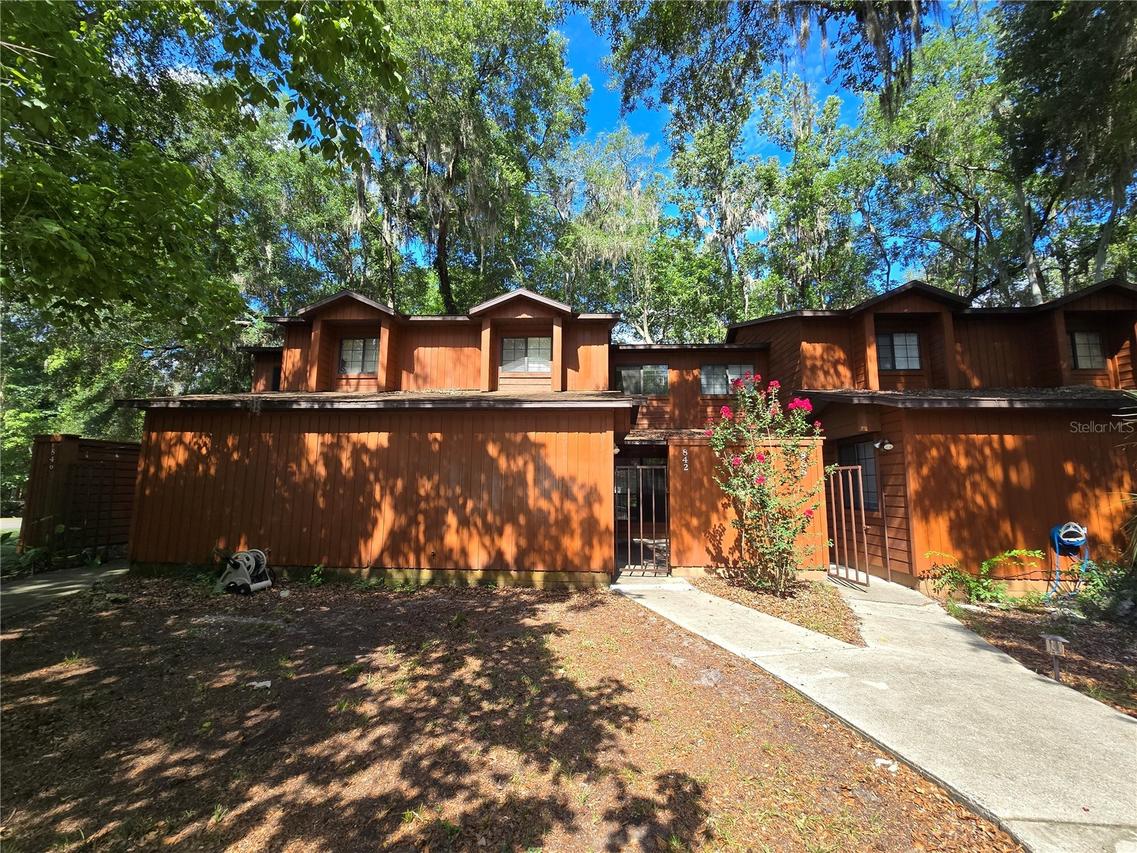 842 SW 55th Ter., Gainesville, FL 32607