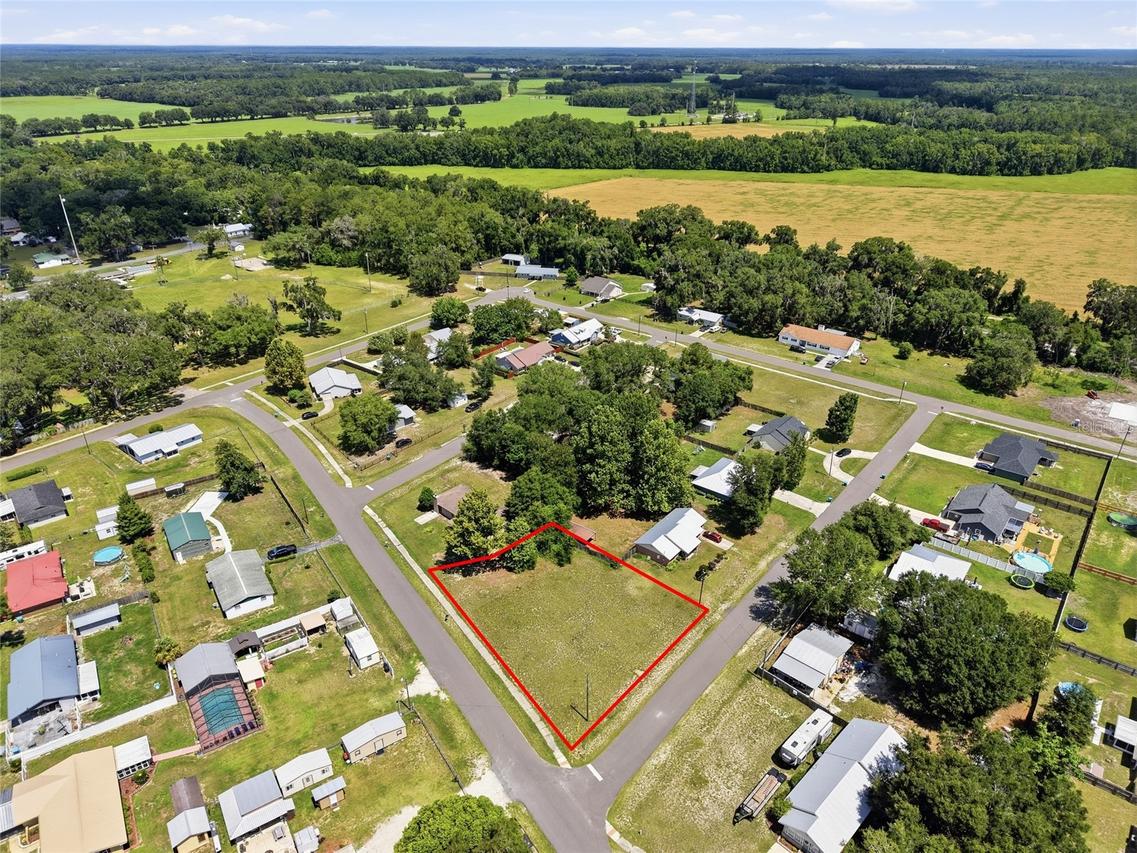 Cherry St., Brooker, FL 32622