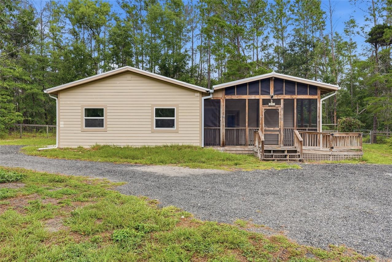 5529 NE 51st Ave., High Springs, FL 32643