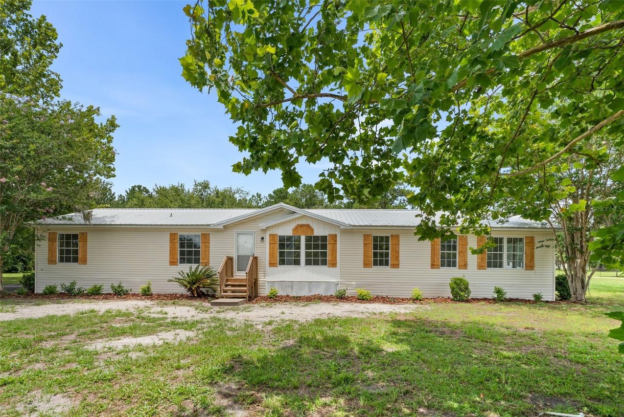 15591 NE 46th St., Williston, FL 32696
