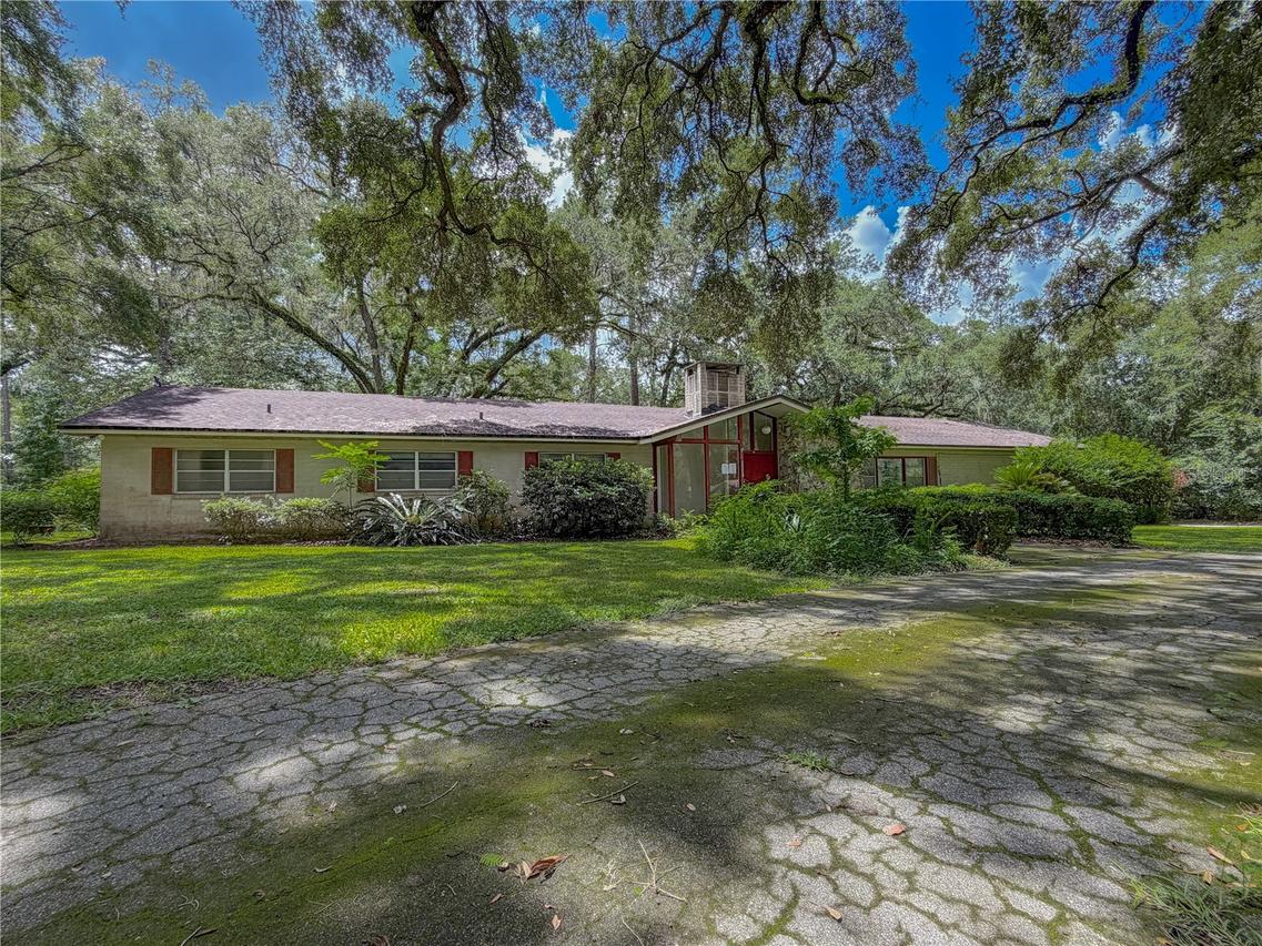 11131 NW 11th Ave., Gainesville, FL 32606