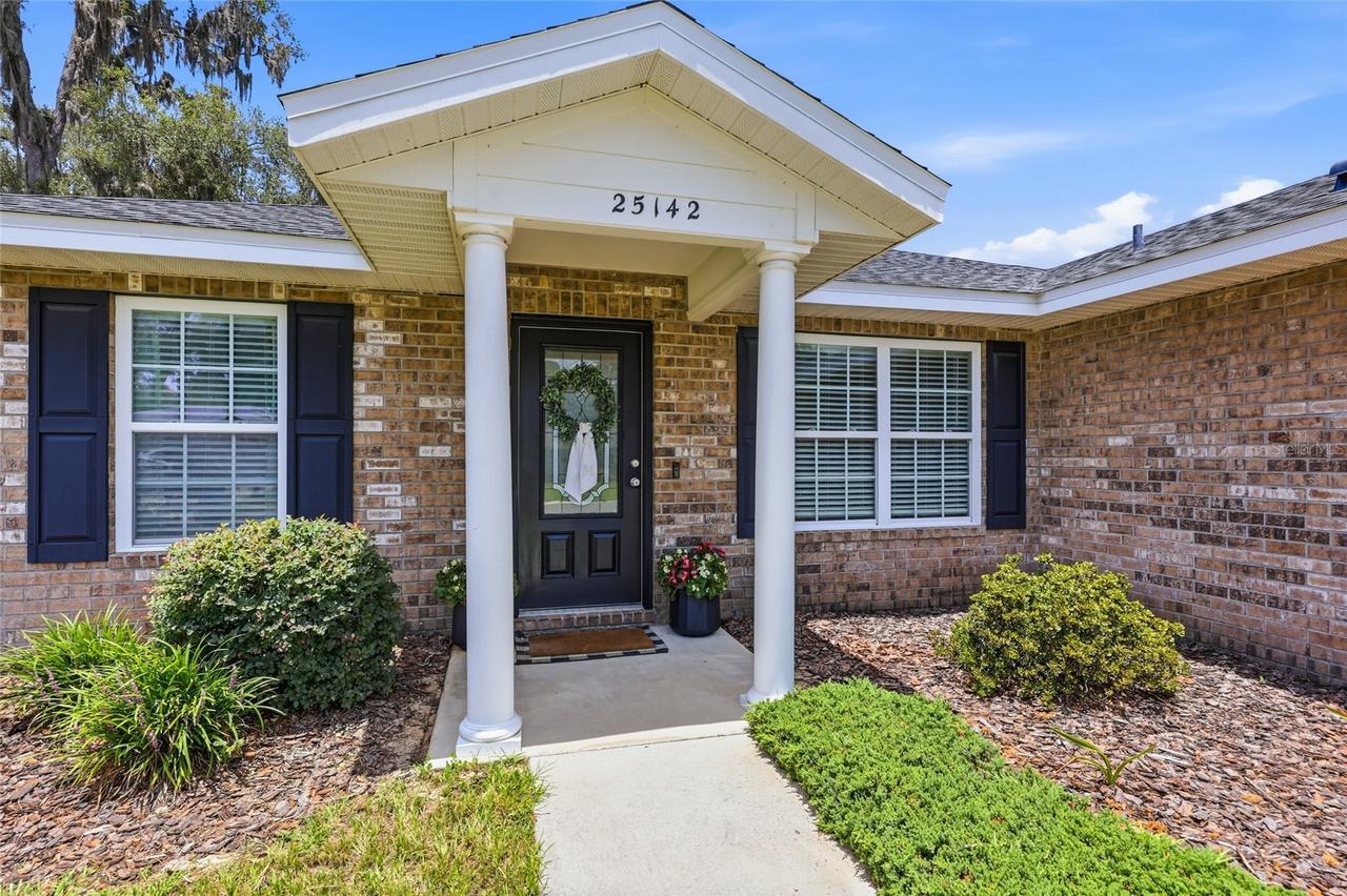 25142 SW 18th Ave., Newberry, FL 32669
