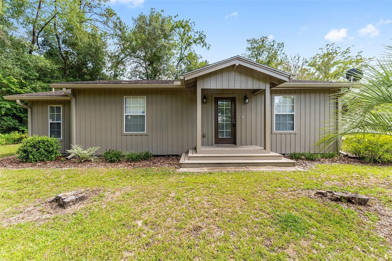 18673 NW 252nd St., High Springs, FL 32643