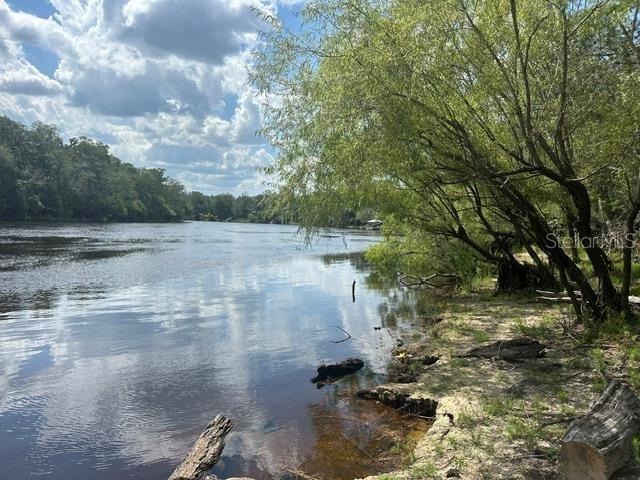 1109 NW 78th Ave., Bell, FL 32619