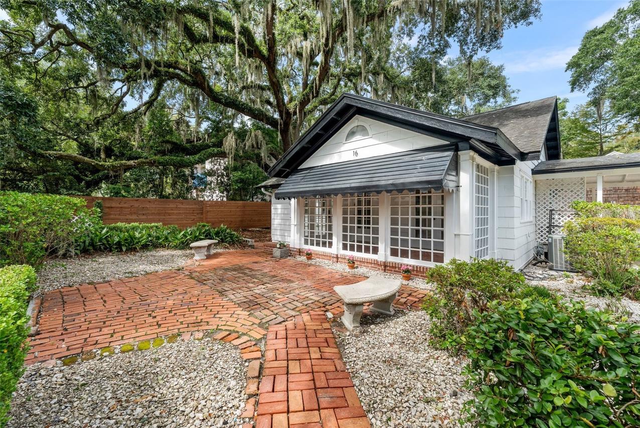 16 NW 20th Ter., Gainesville, FL 32603
