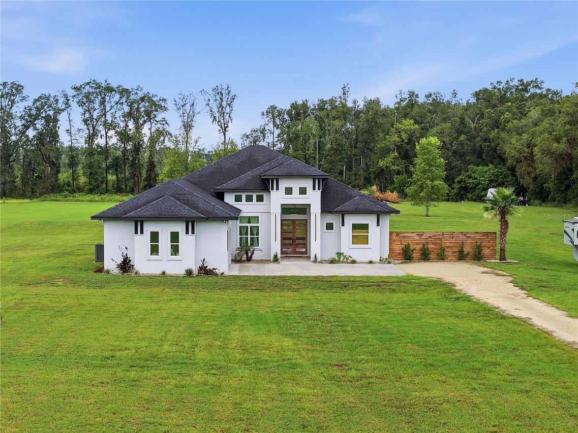 18711 NW 138th Ave., Alachua, FL 32615