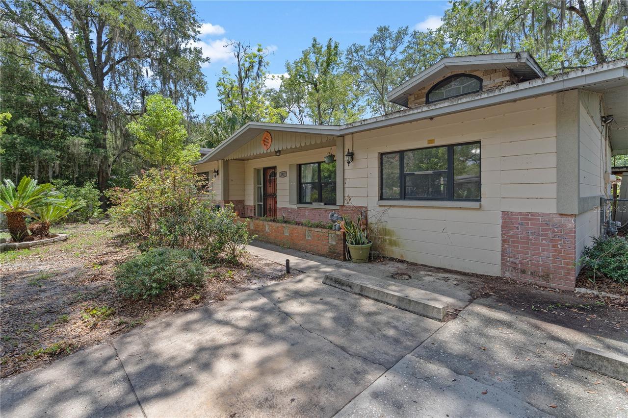 1717 NE 28th Ave., Gainesville, FL 32609