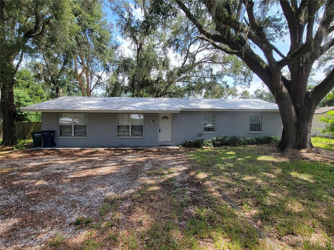 26424 SW 1 Ave., Newberry, FL 32669