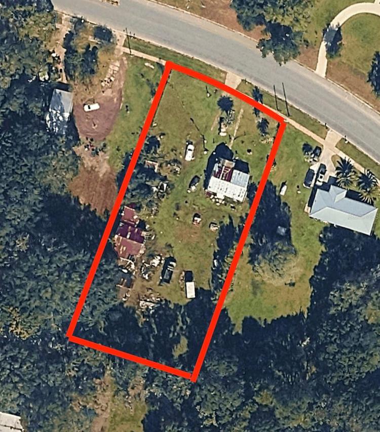 2242 Lake St., Lawtey, FL 32058