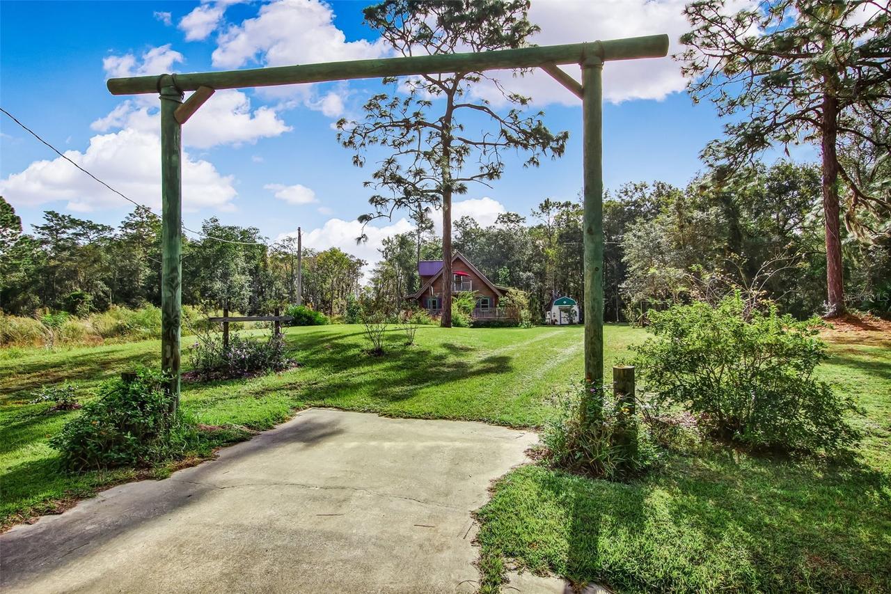 152 Pioneer Tr., Green Cove Springs, FL 32043