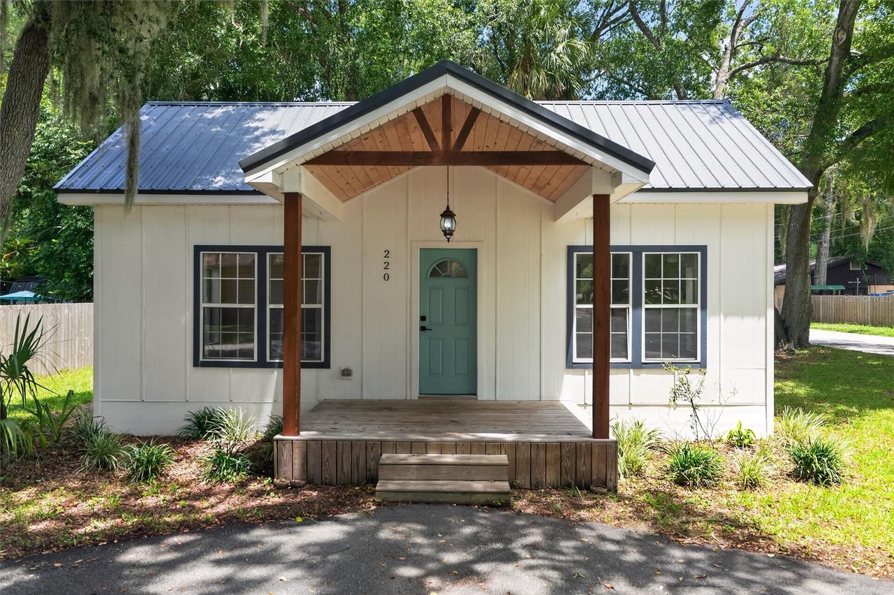 220 NE 1st Ave., Williston, FL 32696