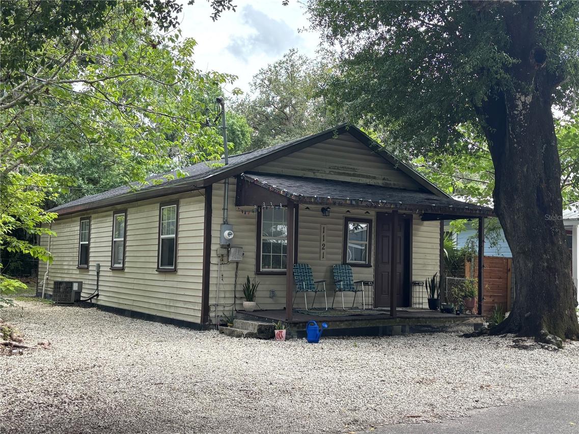 1121 NW 6th Ave., Gainesville, FL 32603