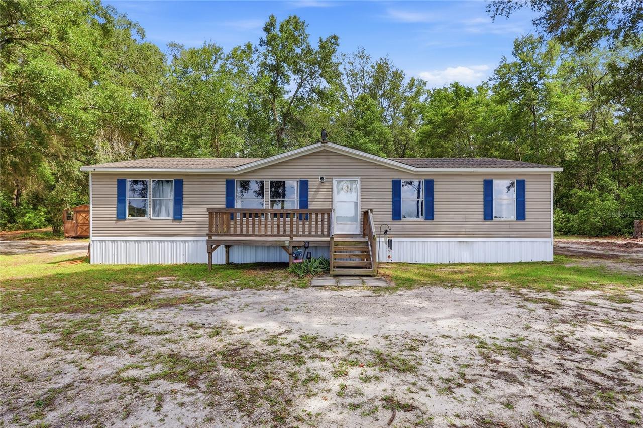 3562 NW 20th Ave., Bell, FL 32619